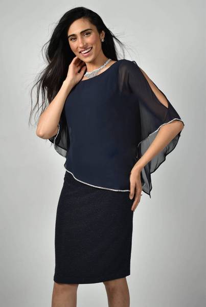 Robe de cérémonie, avec voile transparent en mousseline, strassée, coloris aquamist de la marque FRANK LYMAN, modèle 219203