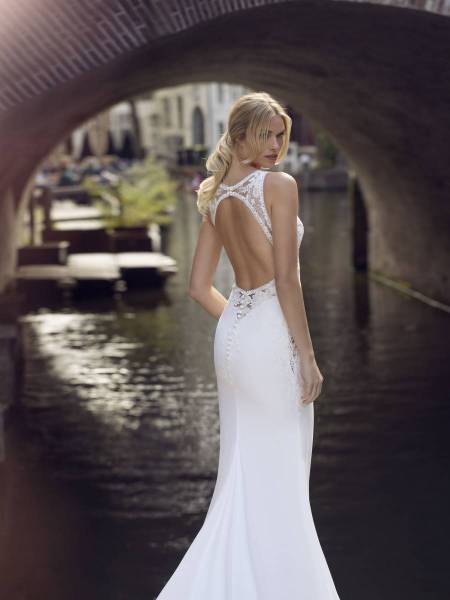 Robes de mariées de marque Modeca dans les Bouches du Rhône